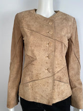 Load image into Gallery viewer, Vintage 00C, 2000 Cruise Chanel Identification Leather/Suede Rawhide Tan Jacket FR 36 US 4
