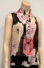 Load image into Gallery viewer, Vintage Chanel 02A 2002 Fall Black Jacket FR 38 US 4