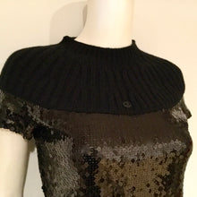 Load image into Gallery viewer, Chanel 07A 2007 Fall Autumn Black Sequins Short Sleeve ribbed cashmere sweater top blouse FR 38 US 4