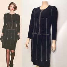 Load image into Gallery viewer, Chanel Vintage 06A 2006 Fall Autumn &quot;washed&#39;Velvet Jacket w/ chains FR 42 US 6/8
