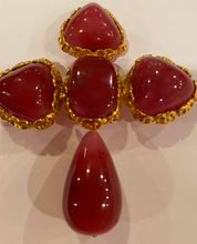 Load image into Gallery viewer, 1989 collection 28 Chanel vintage Large matte Red brick Cross gripoix poured glass pin brooch