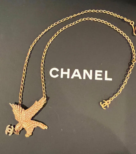 Very Rare Chanel 01P 2001 Spring Gold Eagle Crystal CC Necklace