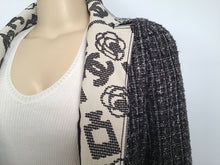 Load image into Gallery viewer, Chanel 2006 Spring, 06P Cotton tweed brown black white Blazer camellia jacket US 10/12