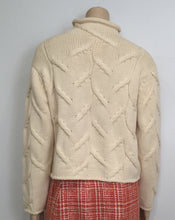 Load image into Gallery viewer, Vintage Chanel 99A, 1999 Fall winter white Ivory Ecru Cable Knit Wool Sweater FR 40 US 6/8