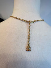 Load image into Gallery viewer, Very Rare Chanel 01P 2001 Spring Gold Eagle Crystal CC Necklace
