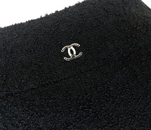 Load image into Gallery viewer, Chanel 03A 2003 Fall black tweed Boucle lace mini skirt FR 38