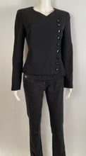 Load image into Gallery viewer, Chanel 00T, 2000 Transition Collection ‘GABRIELLE’ Buttons Black Jacket FR 38 US 4