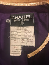 Load image into Gallery viewer, Rare 93P, 1993 Spring Vintage Chanel purple velvet jacket FR 36 US 2/4