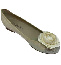 Load image into Gallery viewer, Chanel camellia ballet ballerina flats EU 38 1/2 C