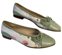 Load image into Gallery viewer, Chanel Leather CC Ballerina Ballet Flats EU 38 US 7/7.5