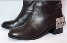 Load image into Gallery viewer, Chanel 07A Paris Monte Carlo Lion Head Icons tall black leather riding boots EU 39.5 US 8.5/9