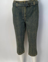 Load image into Gallery viewer, Chanel 00A 2000 Fall Capri Jeans Pants w Chanel Denim Belt FR 40 US 6