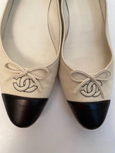 Load image into Gallery viewer, Chanel Ballerina Flats Ivory and Black Canvas CC Shoes EU 39.5 US 8.5
