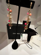 Load image into Gallery viewer, Chanel 19S 2019 long pierced CC pink bead Pearl dangle earrings