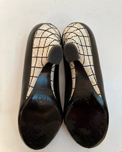 Load image into Gallery viewer, Chanel 14C 2014 Cruise Resort black leather camellia cork heel wedges EU 38C US 7.5B/8