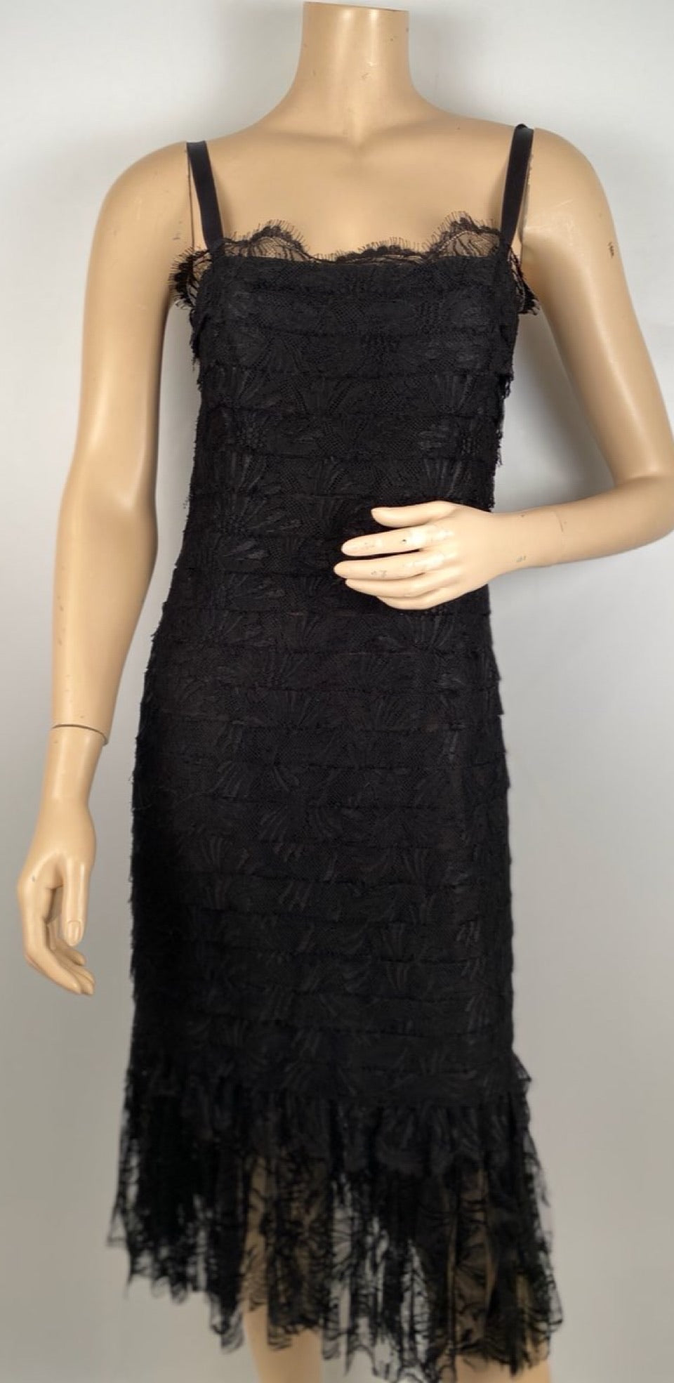 Chanel 06C 2006 Cruise Resort Black Lace Dress FR 38 HelensChanel Chanel 06C 2006 Cruise Resort Black Lace Dress FR 38 HelensChanel