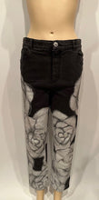 Load image into Gallery viewer, NWT Chanel 2016 Fall Ready to Wear Runway Black White Camellia Painted Jeans FR 38 US 4