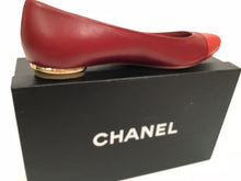 Load image into Gallery viewer, Chanel Red Bicolor Ballet Ballerina Flats EU 38.5 US 7.5/8