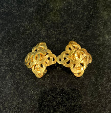 Load image into Gallery viewer, Vintage Chanel 97P 1997 Spring Gold CC Clip on Earrings