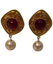 Load image into Gallery viewer, Chanel Vintage Red poured glass Gripoix Dangle pearl drop Clip On Earrings