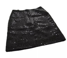 Load image into Gallery viewer, Chanel 02A 2002 Fall black sequin skirt FR 38 US 4