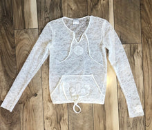 Load image into Gallery viewer, Chanel ‘Le Make Up De Chanel’ 04A, 2004 Fall Autumn lace pullover top blouse FR 40 US 4/6