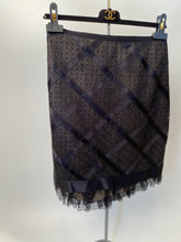 Load image into Gallery viewer, Chanel 07P 2007 Spring black birdcage lace skirt FR 46