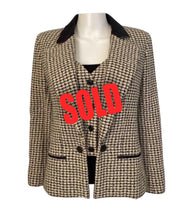Load image into Gallery viewer, Chanel 02P, 2002 Spring pastel olive green Black Beige Tweed Vest attached jacket Blazer FR 36