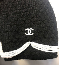Load image into Gallery viewer, Chanel 03P Spring Black Pearl Scallop Trim wool Cardigan Jacket FR 38 US 4