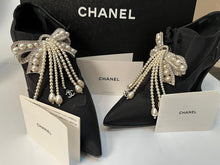 Load image into Gallery viewer, Chanel 18A 2018 Pre-Fall Black Fabulous Pearl Crystals and CC Bows Heel Booties EU 38 US 7/7.5