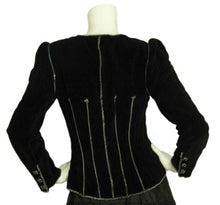 Load image into Gallery viewer, Chanel Vintage 06A 2006 Fall Autumn &quot;washed&#39;Velvet Jacket w/ chains FR 42 US 6/8