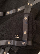 Load image into Gallery viewer, Chanel 2003 Fall 03A black Cropped Boucle Tweed Jacket FR 48 US 10/12