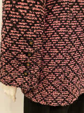 Load image into Gallery viewer, 95P, 1995 Spring Vintage Chanel Pink Black Boucle Wool Tweed Dress Jacket Blazer US 6