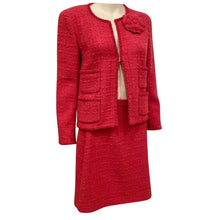 Load image into Gallery viewer, Chanel 09A, 2009 Fall Rose Color Skirt Suit with matching Camellia Pin FR 40/42 US 6
