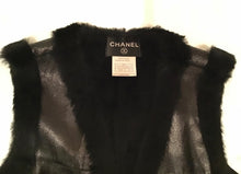 Load image into Gallery viewer, Chanel 05A 2005 Autumn Fall Leather Fur lined &amp; Trimmed Cropped Short Vest FR 40 US 4/6/8