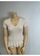 Load image into Gallery viewer, Chanel 06P 2006 Spring white ribbed Lace T-shirt Tee Top FR 46 US 10-12