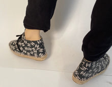 Load image into Gallery viewer, Chanel 15S, 2015 Summer Hightop CC logo Leather Espadrille sneakers EU 38 US 7.5/8