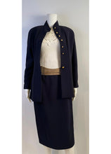 Load image into Gallery viewer, 93P/93A 1993 Chanel Boutique Vintage Dark Navy Skirt Suit Set FR 36/38