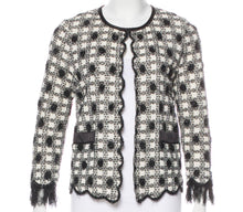 Load image into Gallery viewer, Chanel 06A 2006 Fall scalloped cotton tweed cardigan knit Sweater Jacket FR 34 US 2