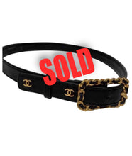 Load image into Gallery viewer, 96C Chanel Vintage Rare Black Leather CC Logos Belt Sz 65/26 US 2/4