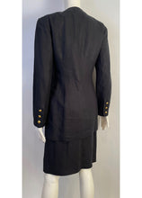 Load image into Gallery viewer, Rare Amazing 22 Buttons 1990 Vintage Chanel Black Linen Skirt Suit FR 38