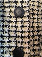 Load image into Gallery viewer, Chanel 02P, 2002 Spring pastel olive green Black Beige Tweed Vest attached jacket Blazer FR 36