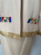 Load image into Gallery viewer, 1980 Collection 26 Chanel vintage beige Ecru silk linen skirt suit FR 40